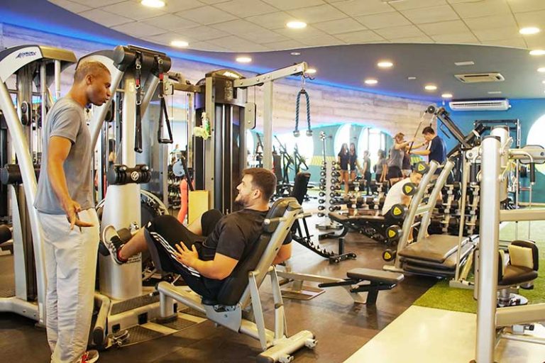 academia-corpore-rio-preto-sala-personal-experience-treino